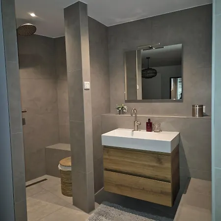Het Klokkenest Apartment *